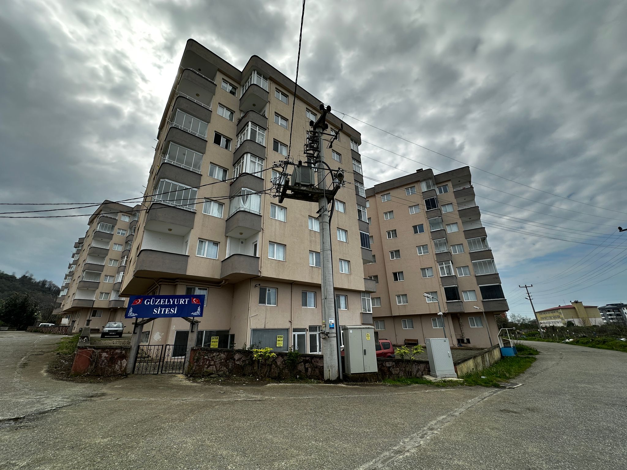 MABEL'DEN ADACIK MAH GÜZELYURT SİTESİNDE SATILIK 3+1 DAİRE